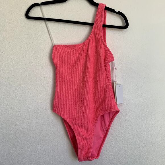 NWT Good American Always Fits Shoulder One-Piece Swimsuit in Bright Pink - Picture 3 of 10